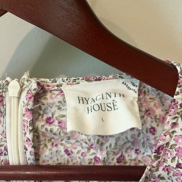 Tuckerneck Hyacinth House size Large Peplum Top - Picture 2 of 2